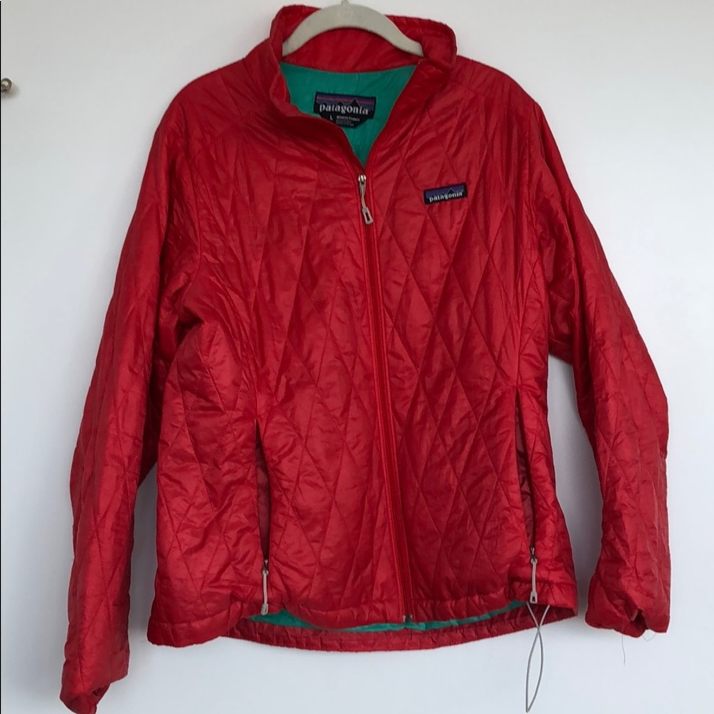 Patagonia women’s red fleece
